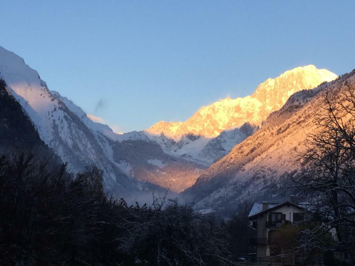 La Maison Du Pont Mont Blanc 2 Ла-Саль Экстерьер фото